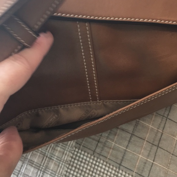 Coach Tan Leather Shoulder/Crossbody - Picture 3 of 6